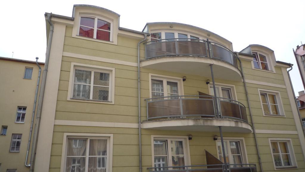 קרלובי וארי Hotel Derby מראה חיצוני תמונה